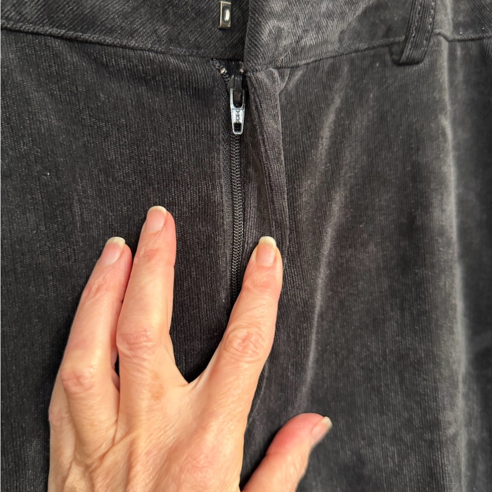 Coldwater Creek dark gray/ black Chenille Pantssize 10 - Picture 4 of 10